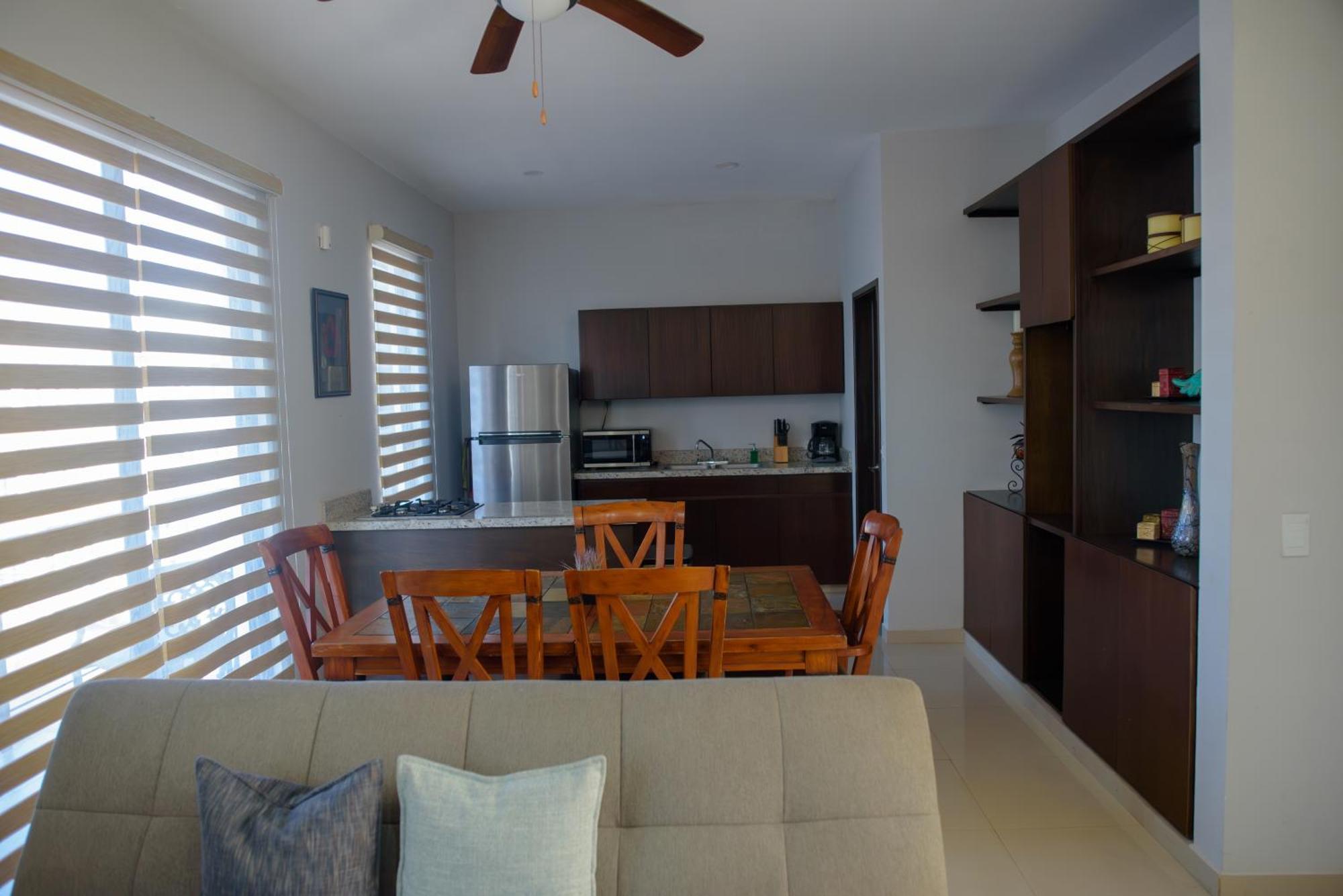 2Br/2Ba Condo 1 Block To Ocean! - Unit 6 Mazatlán Esterno foto